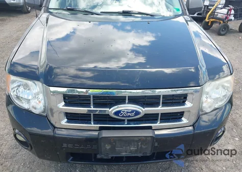 2011 Ford Escape Xlt from USA, damaged, VIN 1FMCU0D71BKC59821